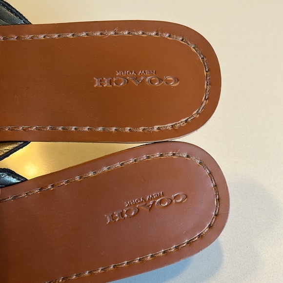 Coach Signature Sommer Black Sandals Size 9B - Picture 4 of 9